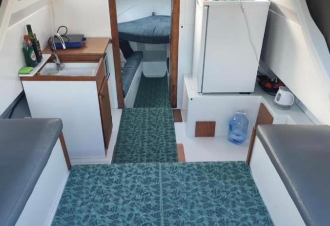 Nice Boat To Sleep In Barcelona Sant Adria de Besos Luaran gambar